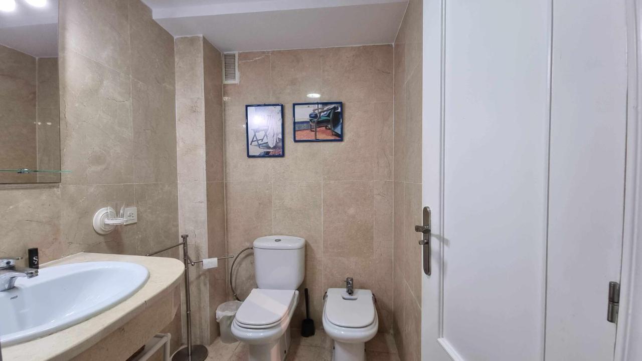 Apartamento El Faro De 利亚内斯 外观 照片